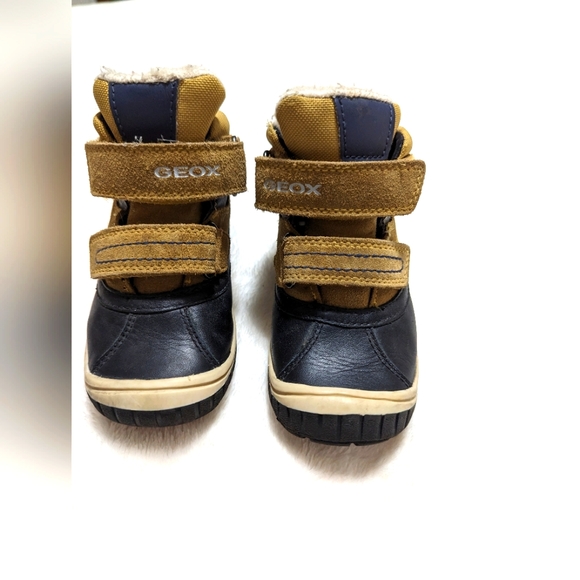 Geox Other - .Geox Rispira boots for a small person. Size 7 child's.